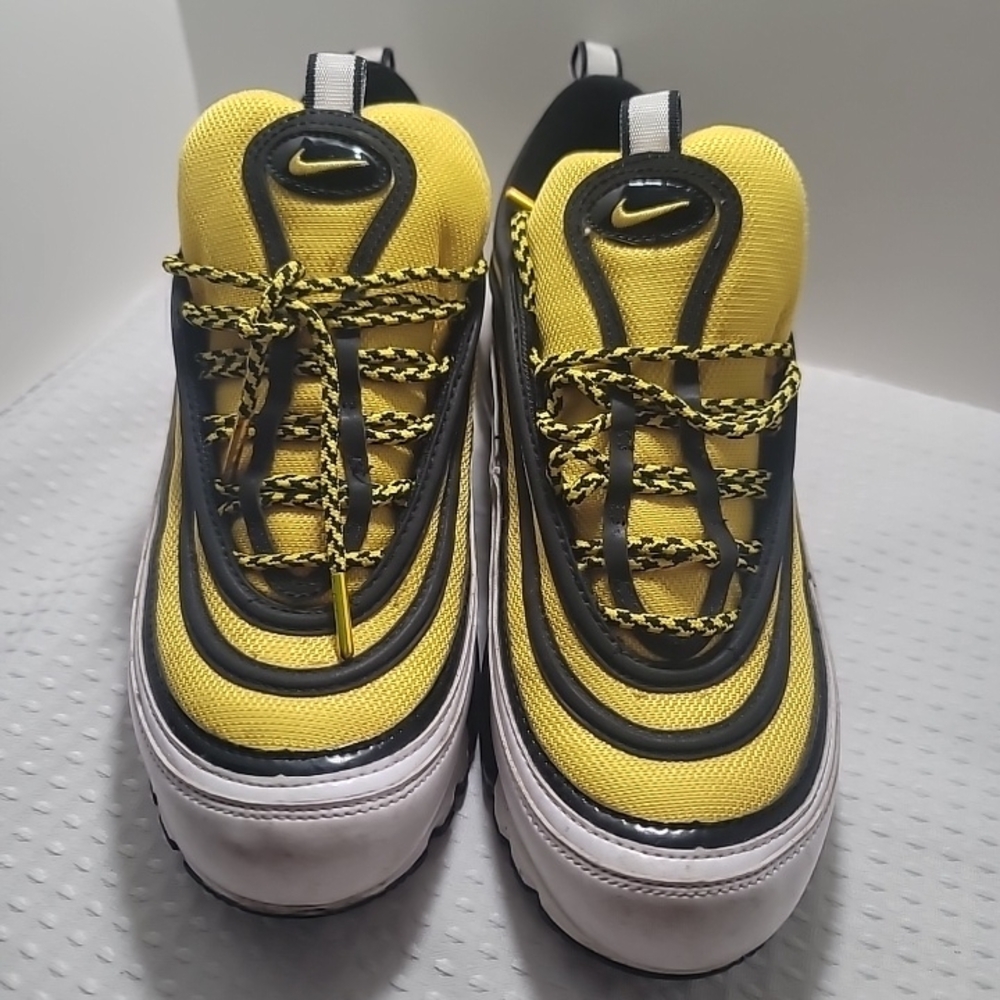 Nike For Men  Yellow and Black Low-Top Sneakers